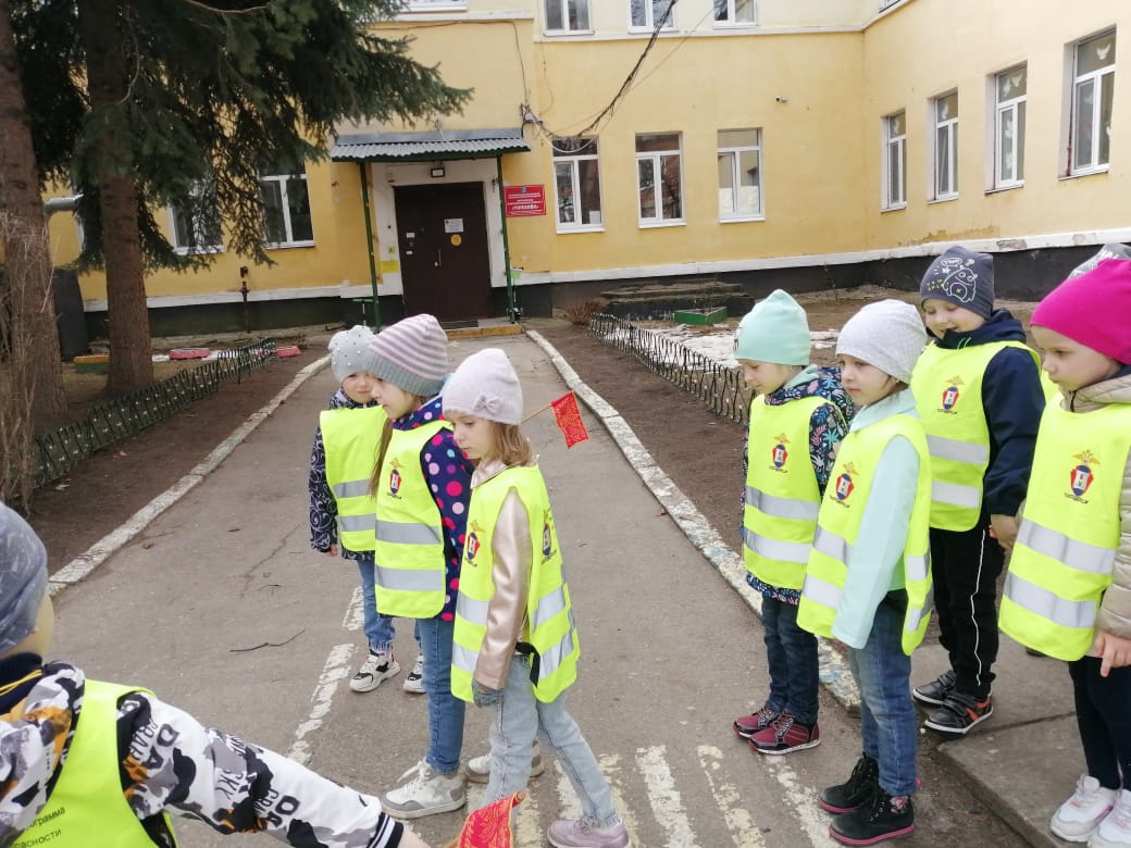 беседа «Правила дорожного движения выполняй без возражения»