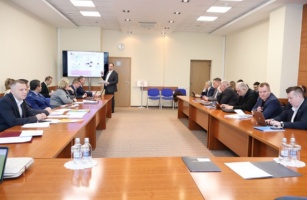 Глава округа Сергей Мужальских принял участие в работе регионального штаба по модернизации теплоснабжающего хозяйства муниципалитета.1
