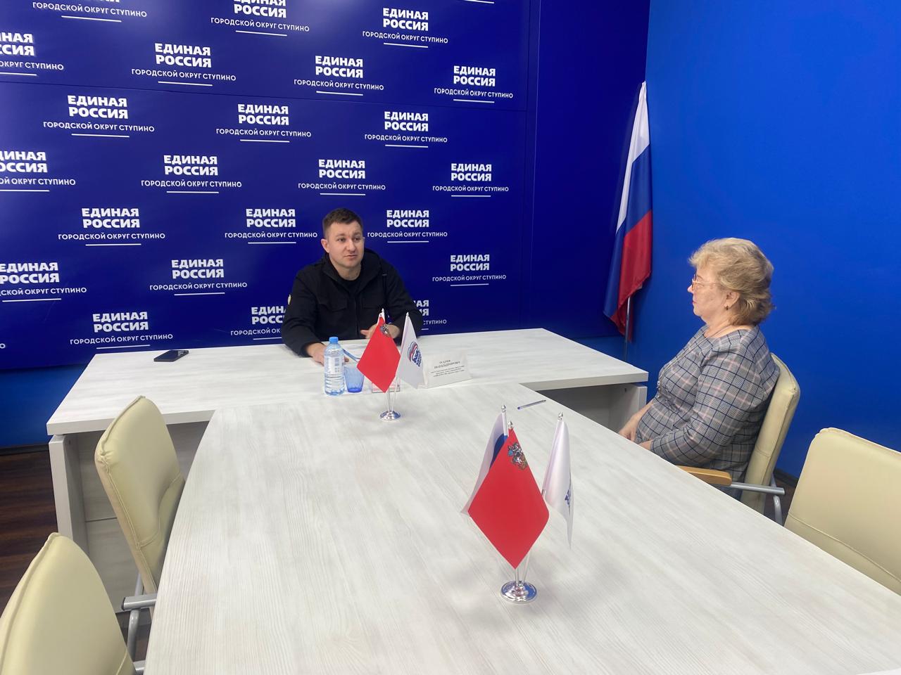 Иван Осадчев, депутат окружного Совета депутатов, провел прием граждан