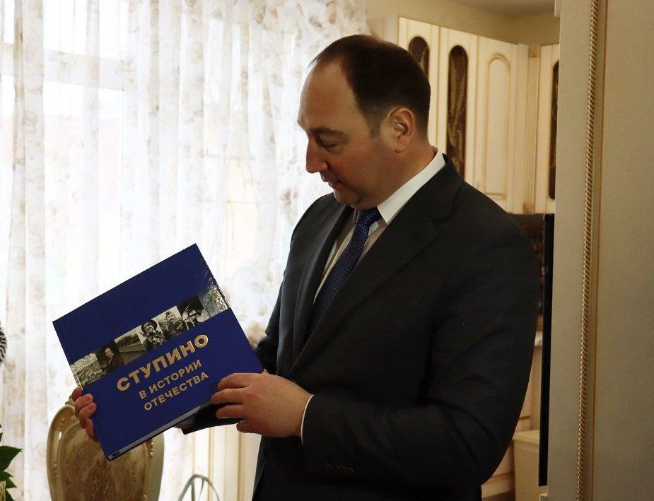 Руководитель муниципалитета Сергей Мужальских навестил ветерана Великой Отечественной войны Тамару Шалимову в преддверии 8 Марта  