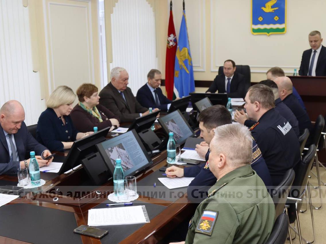 Руководитель муниципалитета Сергей Мужальских провел общегородское совещание.1