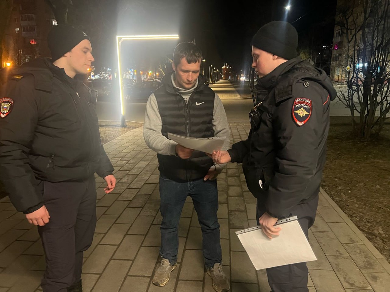 Ступине сотрудники полиции провели акцию «Предупрежден- значит защищен!»