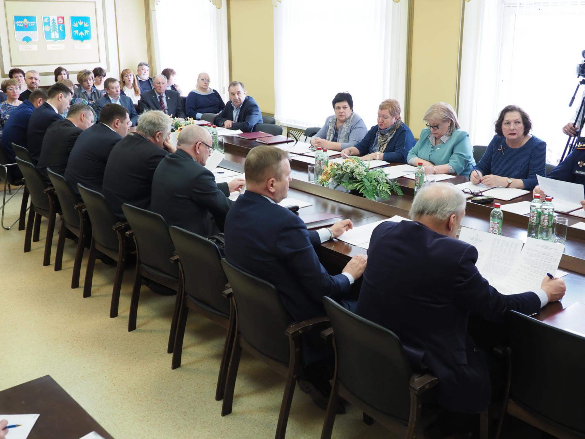 заседание депутатской комиссии